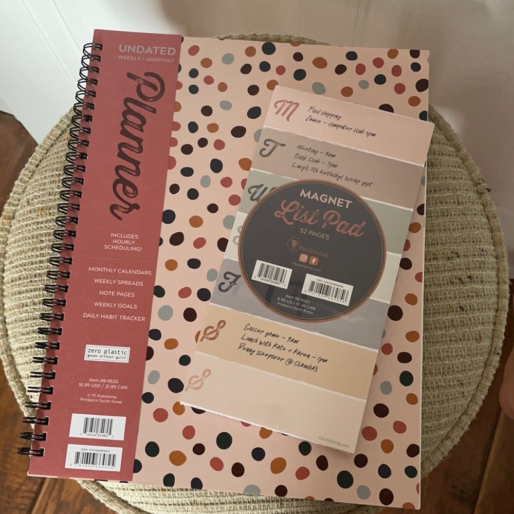 BNWT planner/ list pad